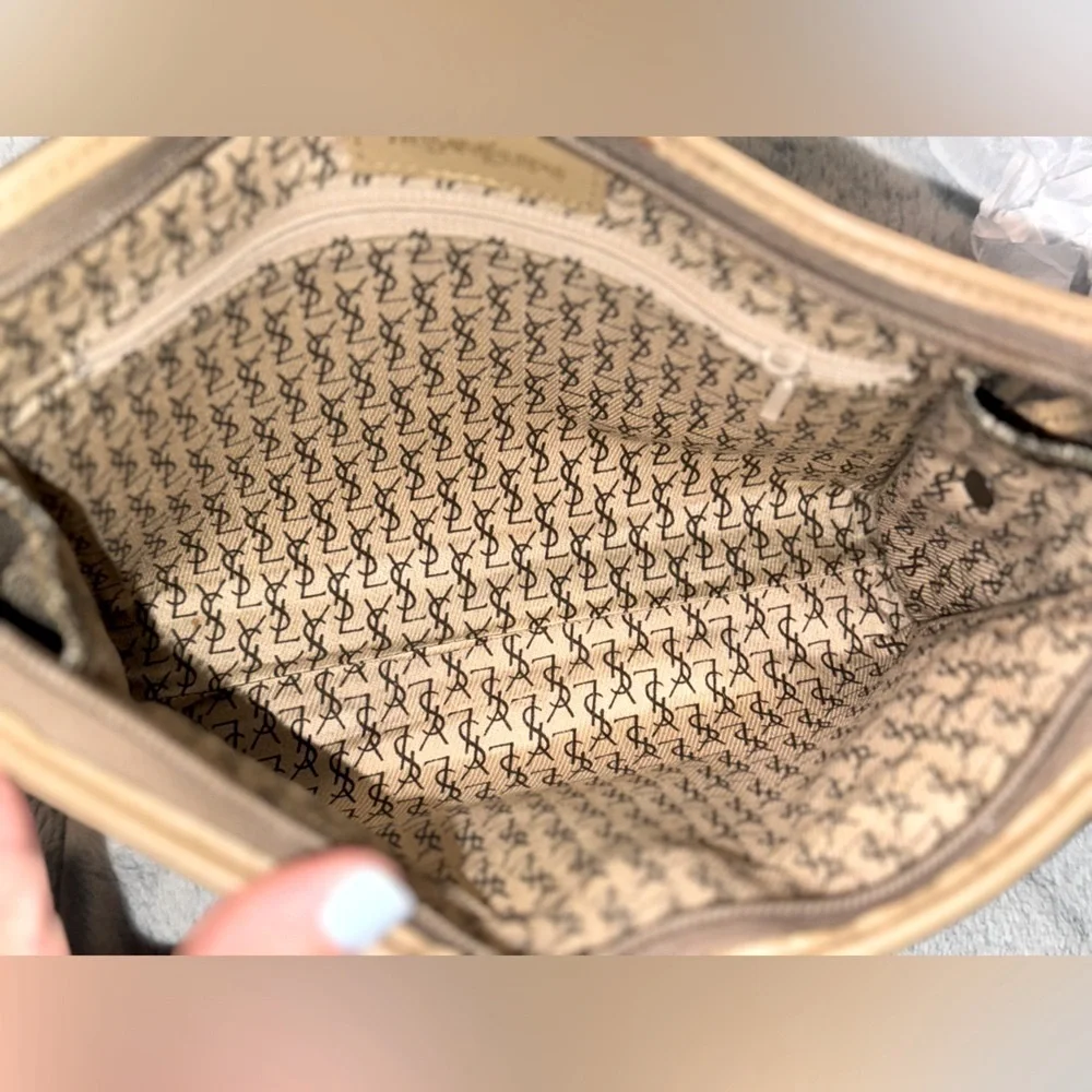 Yves Saint Laurent Vintage Clutch - Picture 8 of 14